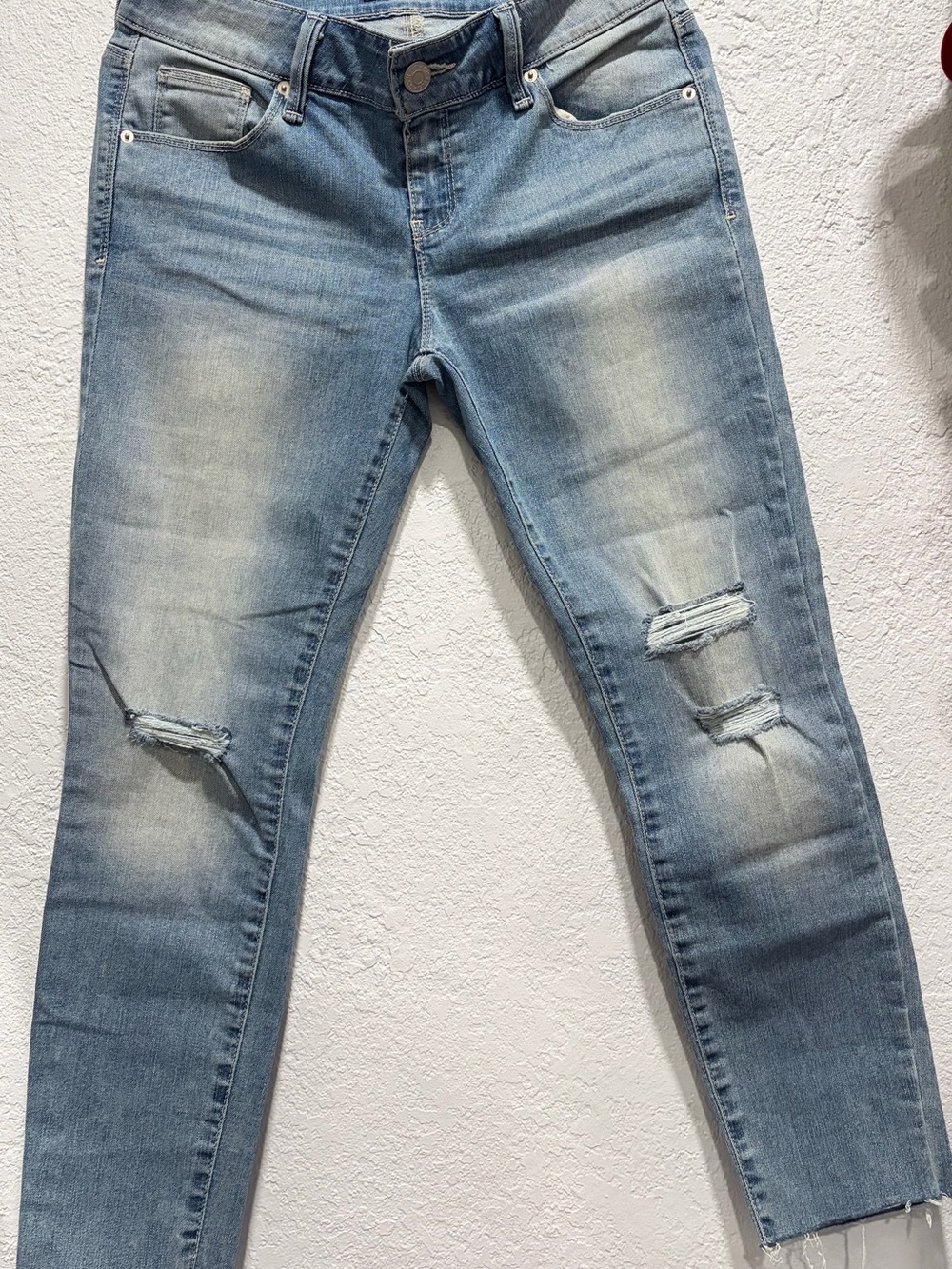 Guess Light Blue High-Rise Ankle Jeans - Picture 3 of 5